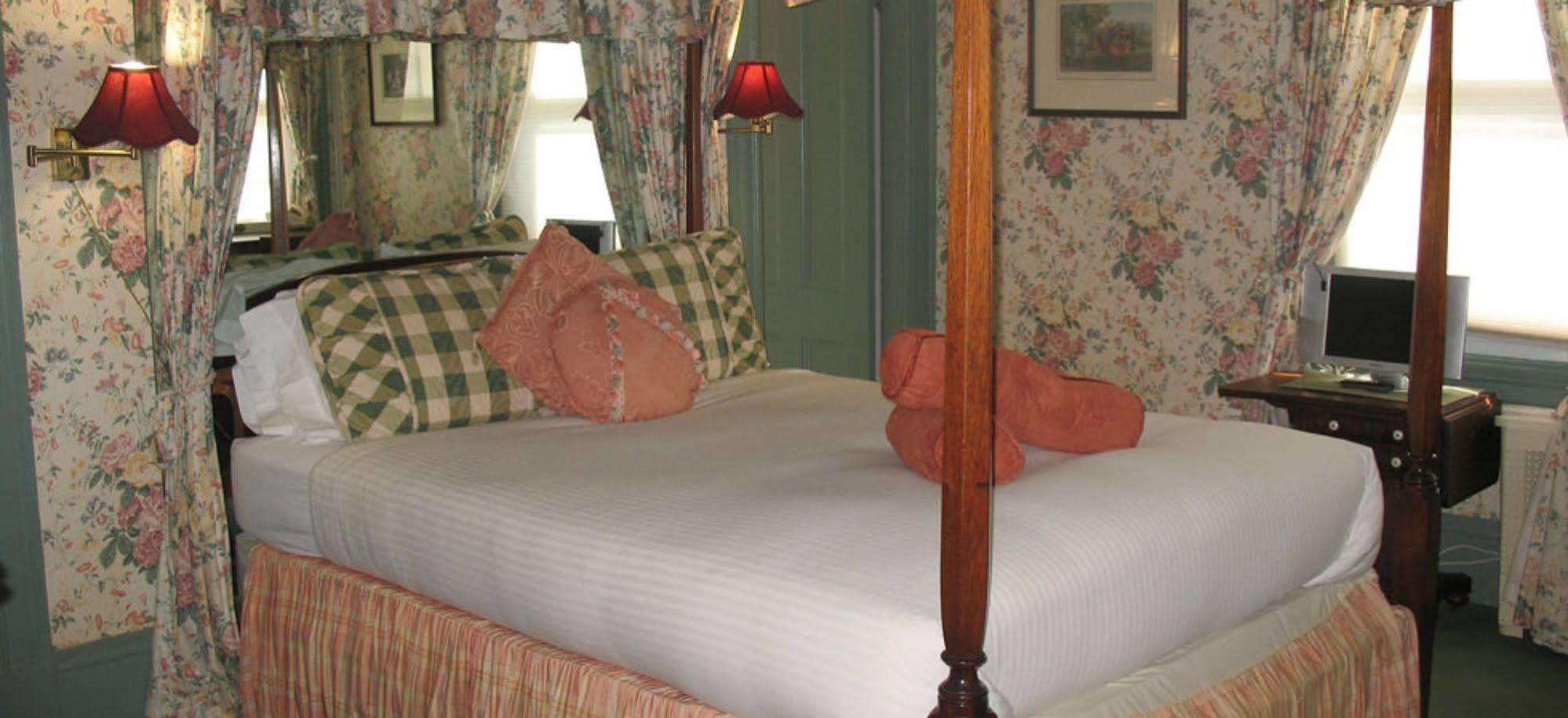 A Cambridge House Inn Εξωτερικό φωτογραφία